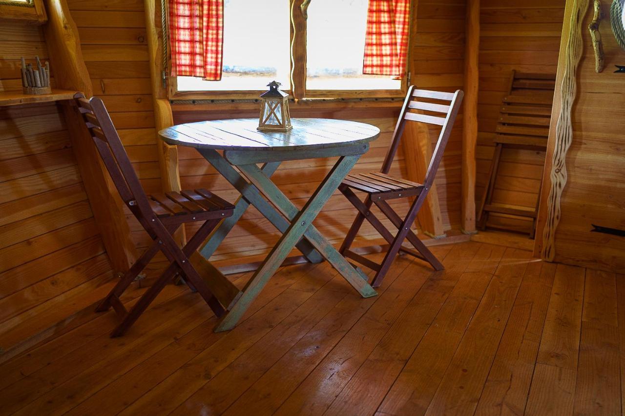 Cabane Perchée dans les Arbres Saint-Hilaire-en-Morvan Extérieur photo