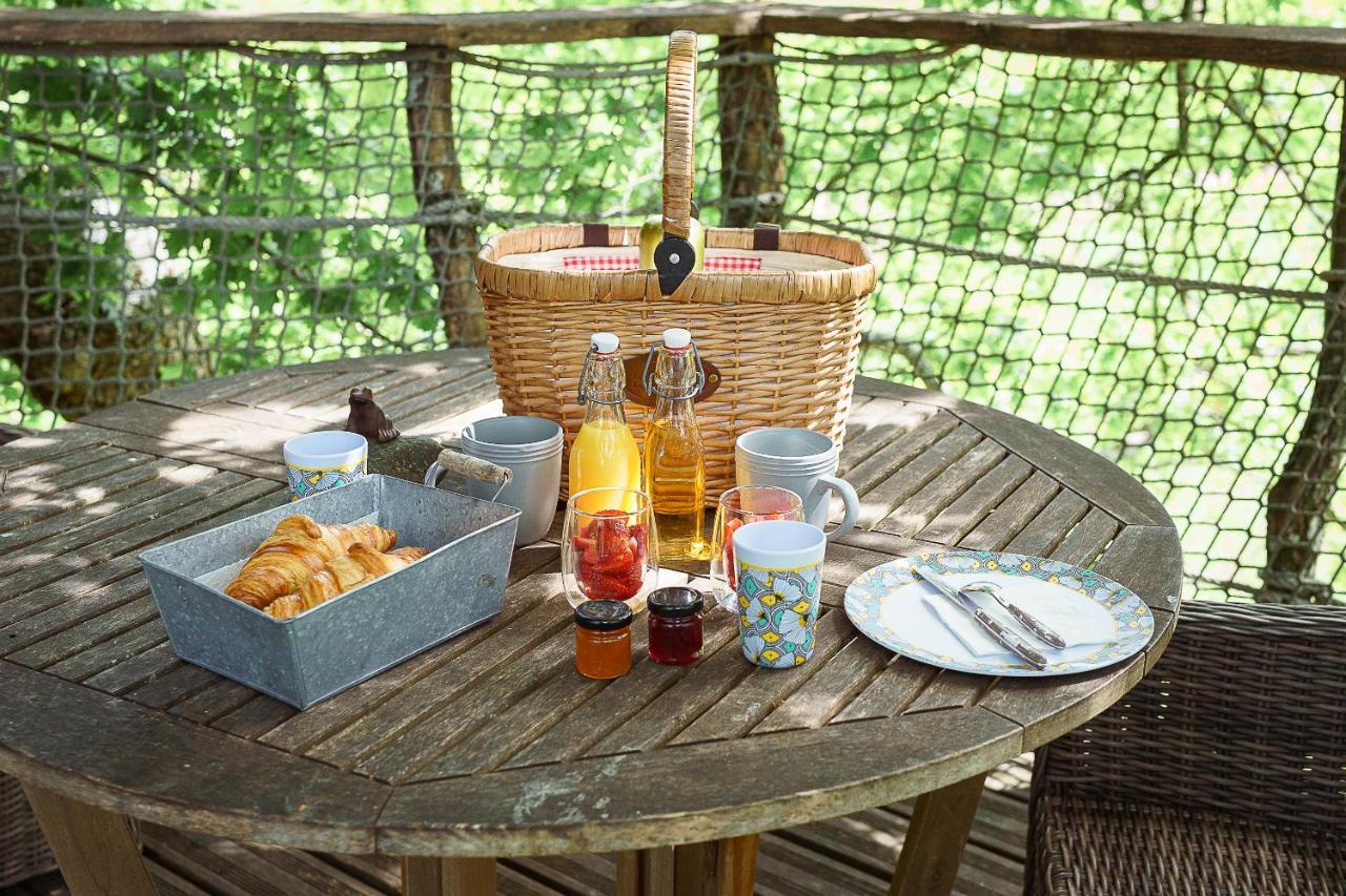 Cabane Perchée dans les Arbres Saint-Hilaire-en-Morvan Extérieur photo