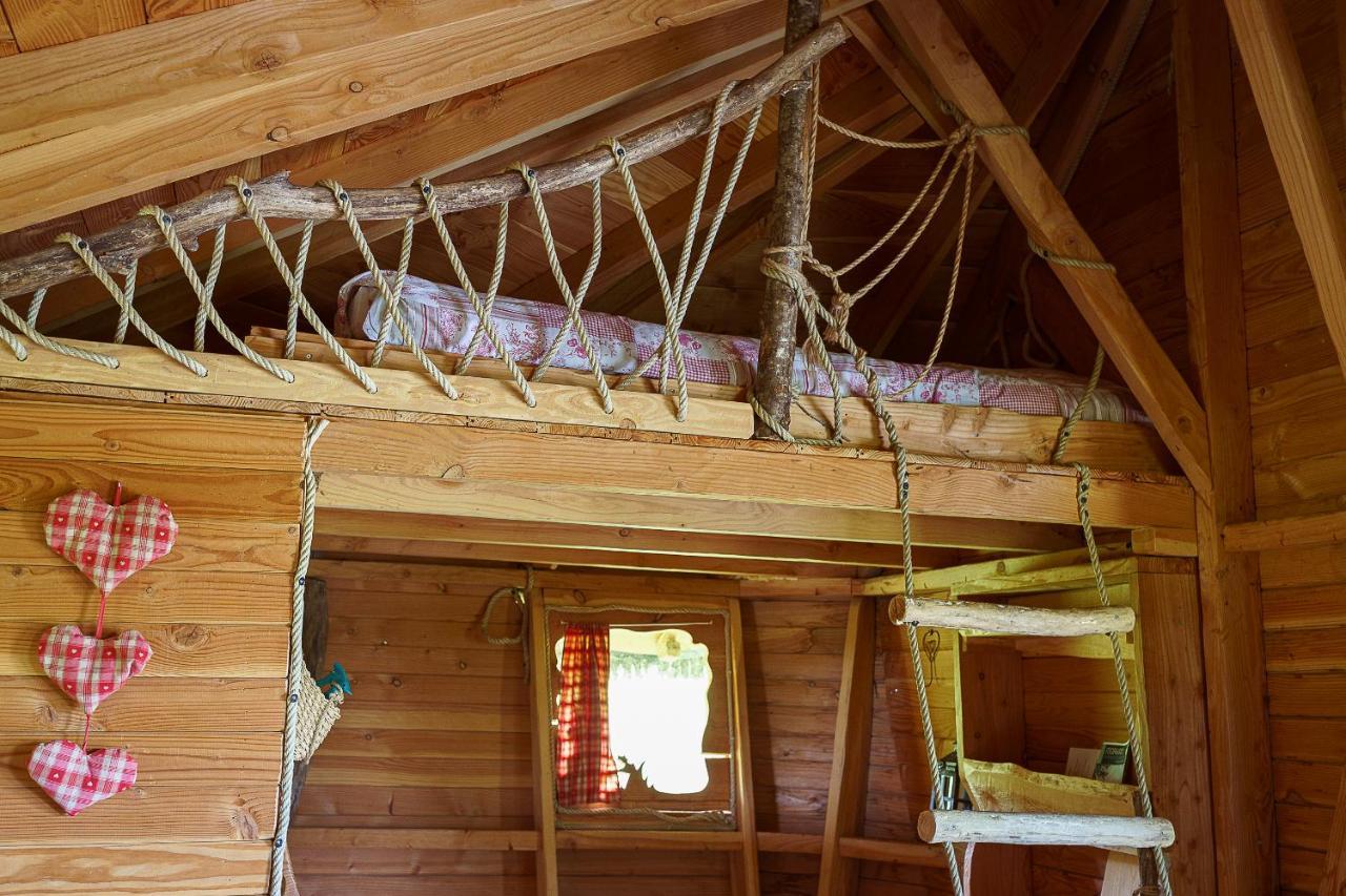 Cabane Perchée dans les Arbres Saint-Hilaire-en-Morvan Extérieur photo