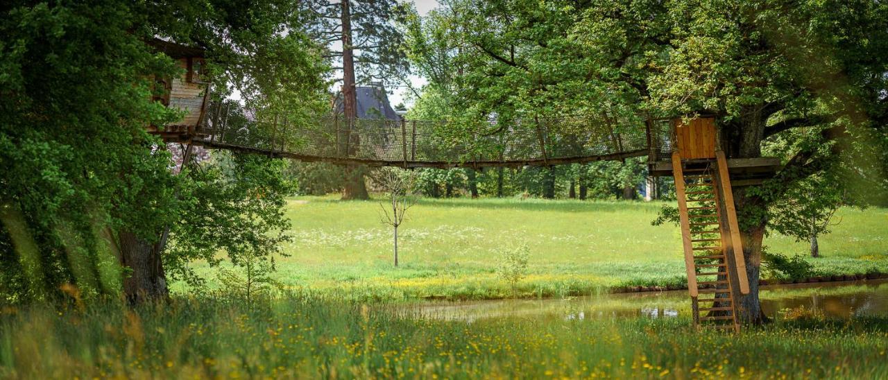 Cabane Perchée dans les Arbres Saint-Hilaire-en-Morvan Extérieur photo