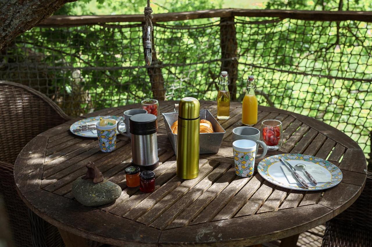 Cabane Perchée dans les Arbres Saint-Hilaire-en-Morvan Extérieur photo